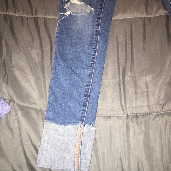 Chillin Girl Jeans - Picture 4 of 5